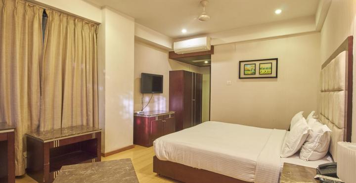 Treebo Trend Hotel Parker Ахмедабад Экстерьер фото